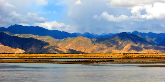 西藏，历史、文化、自然和谐共融之地